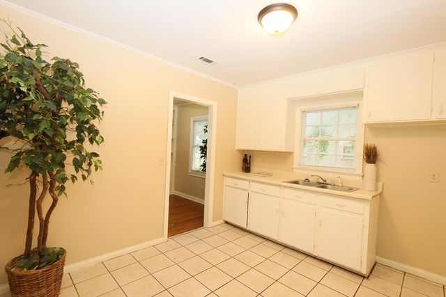 965 N Park Avenue, Dothan, AL 36301