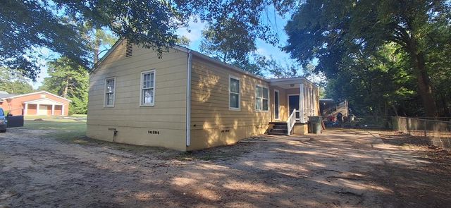 965 N Park Avenue, Dothan, AL 36301