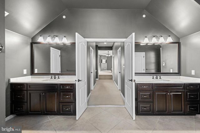 3804 BALDWIN LN, Newtown Square, PA 19073