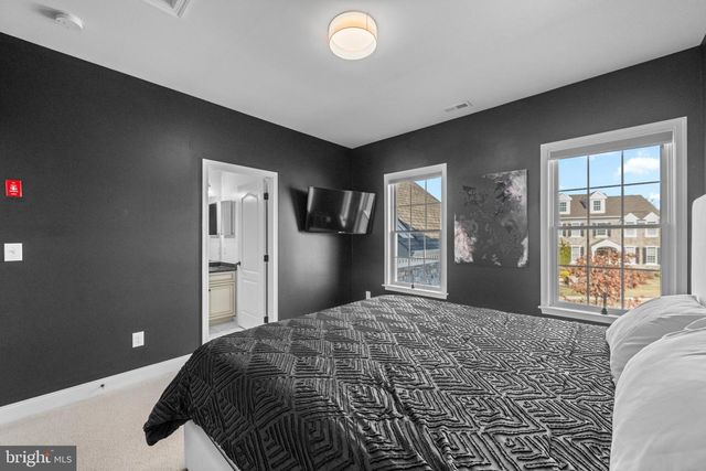 3804 BALDWIN LN, Newtown Square, PA 19073