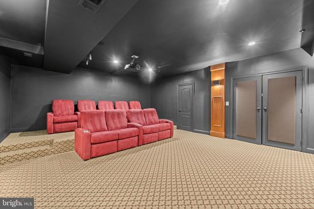 3804 BALDWIN LN, Newtown Square, PA 19073