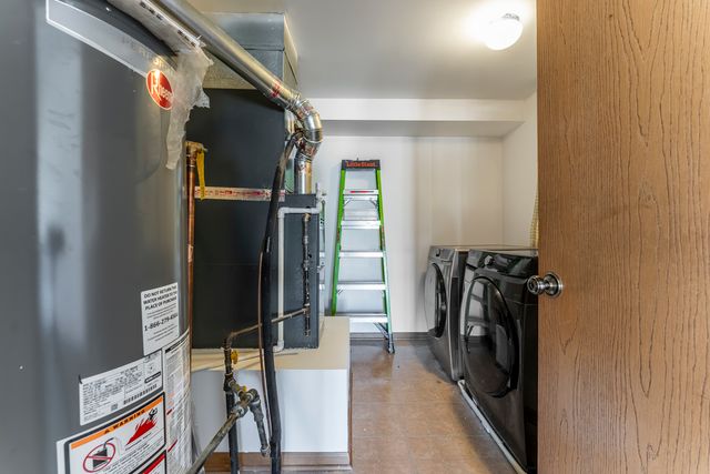 2503 Sheehan Drive 201, Naperville, IL 60564