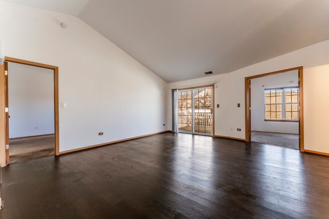 2503 Sheehan Drive 201, Naperville, IL 60564