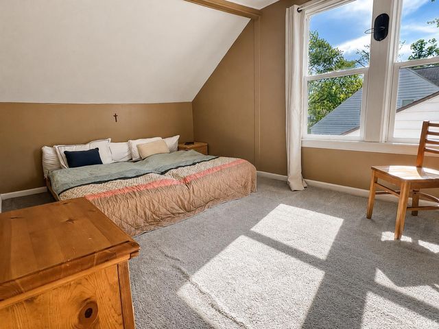 730 Ridgewood Drive, Fort Wayne, IN 46805