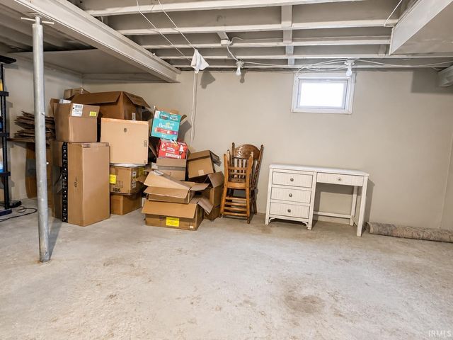 730 Ridgewood Drive, Fort Wayne, IN 46805
