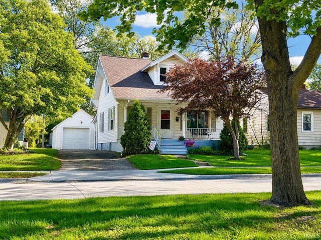 730 Ridgewood Drive, Fort Wayne, IN 46805