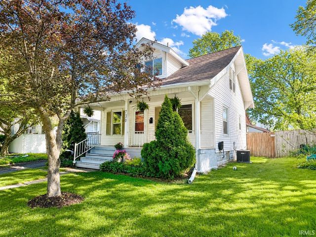 730 Ridgewood Drive, Fort Wayne, IN 46805