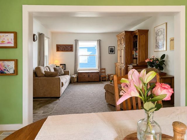 730 Ridgewood Drive, Fort Wayne, IN 46805