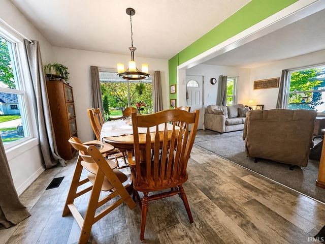 730 Ridgewood Drive, Fort Wayne, IN 46805