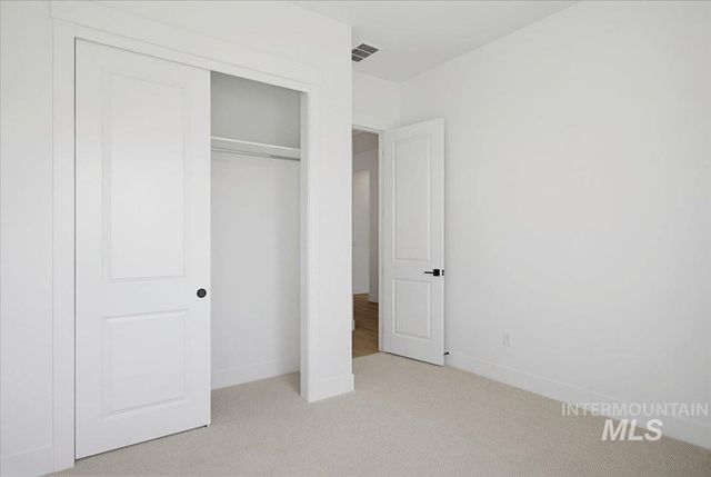 1156 W Switchgrass Dr, Meridian, ID 83642