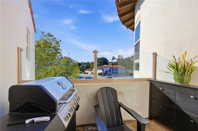 506 S Brea, Brea, CA 92821