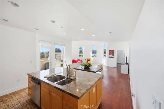 506 S Brea, Brea, CA 92821