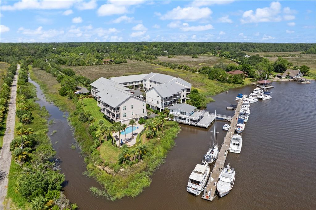 11 Hidden Harbor Road, Brunswick, GA 31525