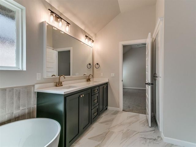 6605 NW 144th Street, Oklahoma City, OK 73142
