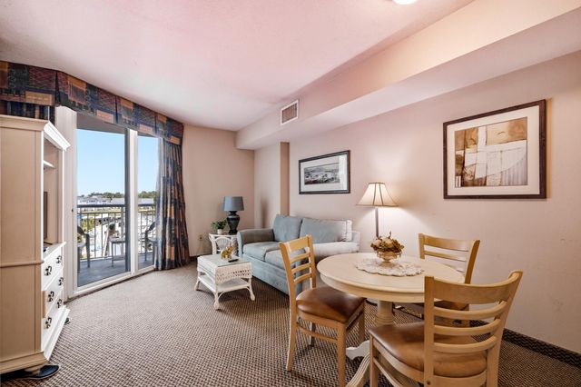 2100 Sea Mountain Hwy Unit 310, North Myrtle Beach, SC 29582