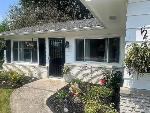 313 Sara Drive, New Haven, IN 46774
