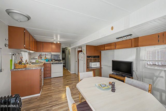 118 E BARREL CACTUS Lane, Florence, AZ 85132