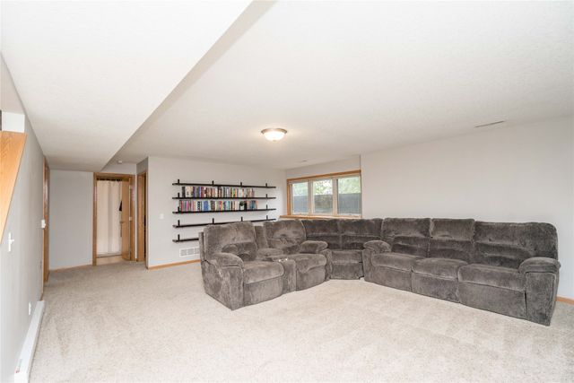 3412 NW 13th Street, Ankeny, IA 50023