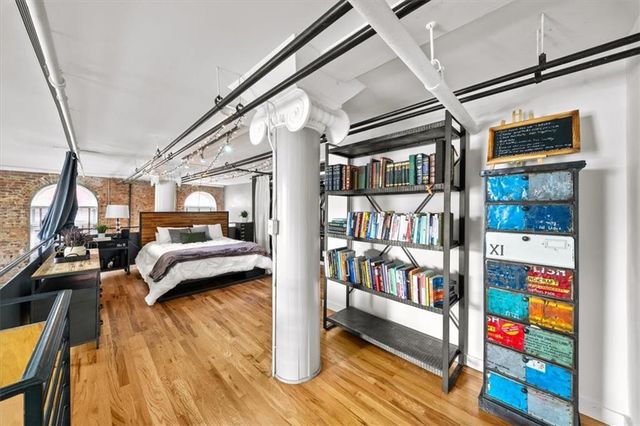 330 Peters SE Street 105, Atlanta, GA 30313