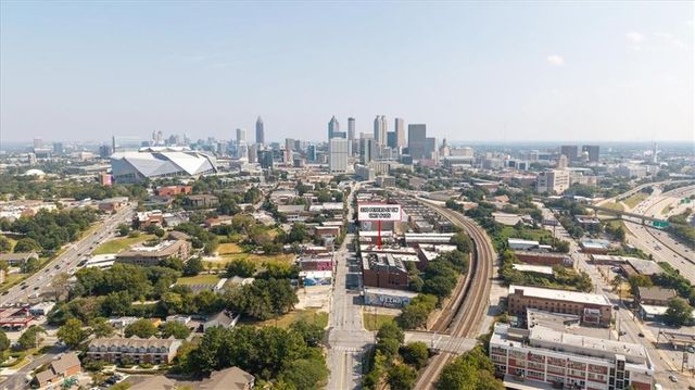 330 Peters SE Street 105, Atlanta, GA 30313