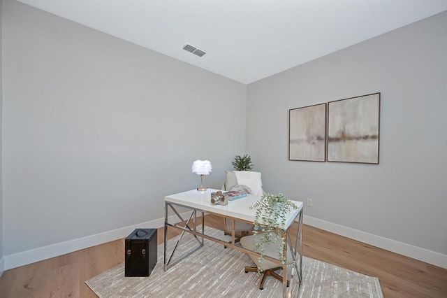 2064 Morgan Way, Yuba City, CA 95993