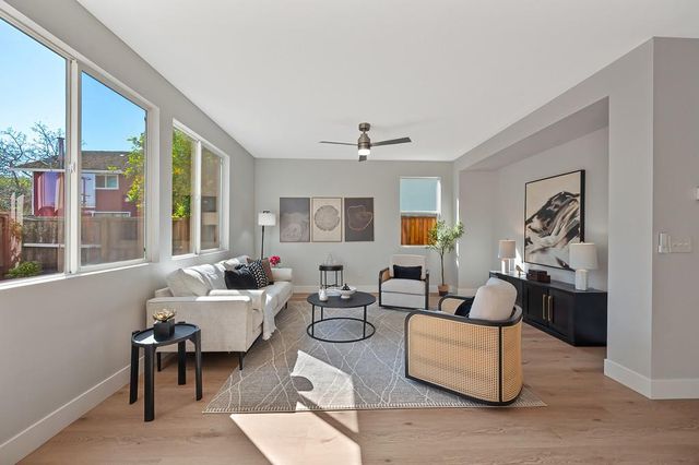 2064 Morgan Way, Yuba City, CA 95993