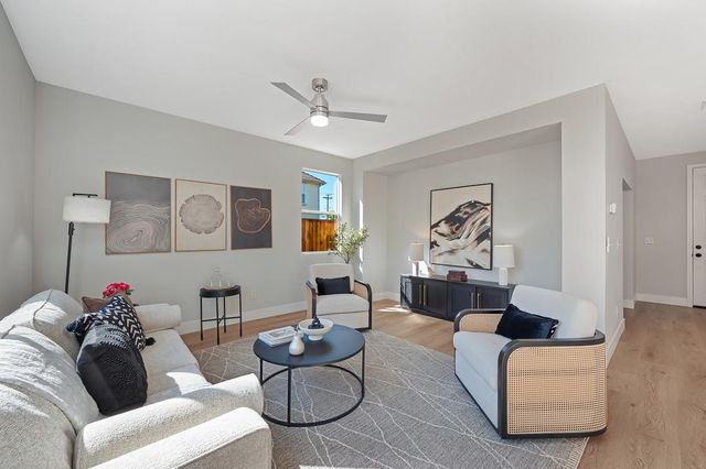 2064 Morgan Way, Yuba City, CA 95993