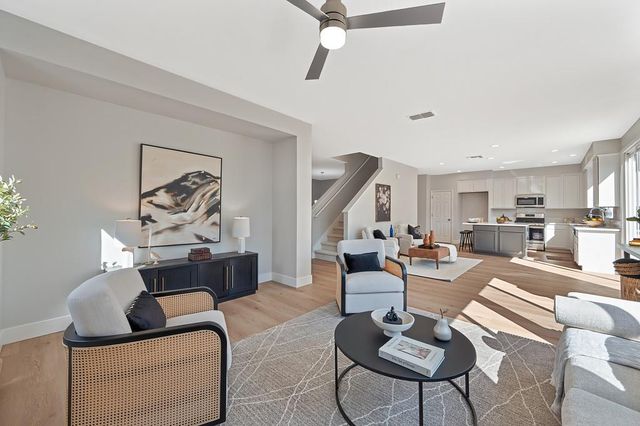 2064 Morgan Way, Yuba City, CA 95993