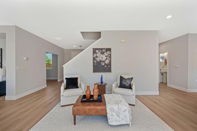 2064 Morgan Way, Yuba City, CA 95993