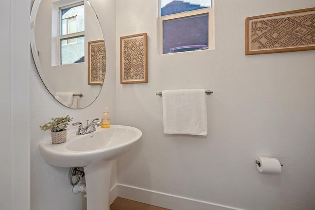 2064 Morgan Way, Yuba City, CA 95993