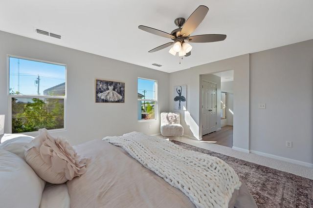 2064 Morgan Way, Yuba City, CA 95993