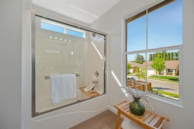 2064 Morgan Way, Yuba City, CA 95993