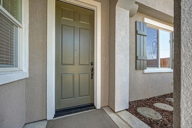 2064 Morgan Way, Yuba City, CA 95993