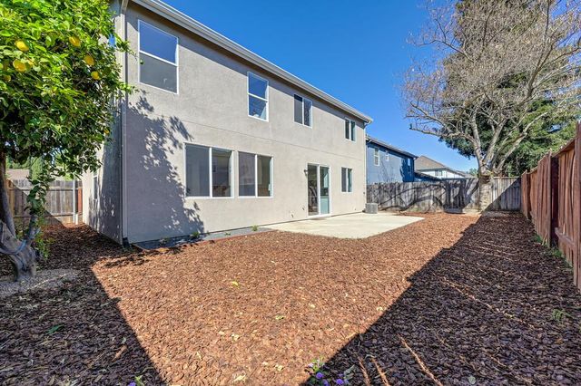 2064 Morgan Way, Yuba City, CA 95993