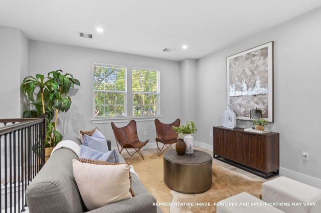 825 Paul Quinn Street B, Houston, TX 77091