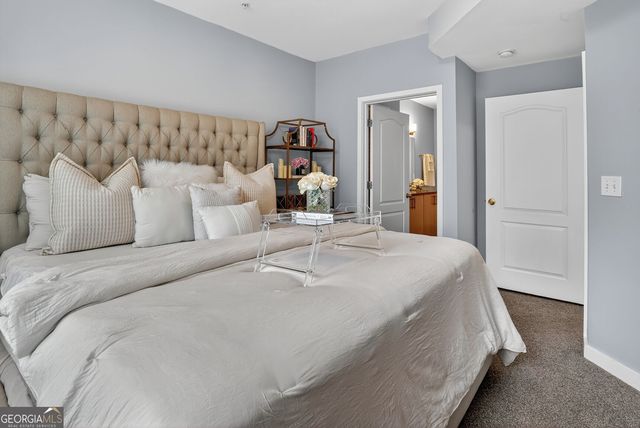 390 17th Street NW, Atlanta, GA 30363