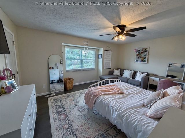 1703 Oak Knolls Road, Charleston, WV 25314