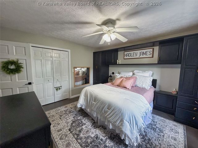 1703 Oak Knolls Road, Charleston, WV 25314
