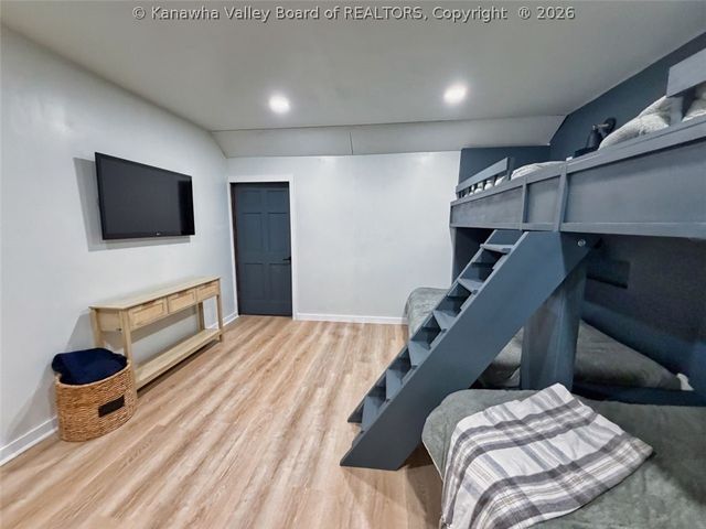 1703 Oak Knolls Road, Charleston, WV 25314