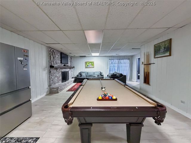 1703 Oak Knolls Road, Charleston, WV 25314