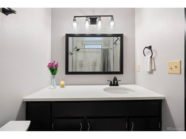 1625 Larimer St 2105, Denver, CO 80202