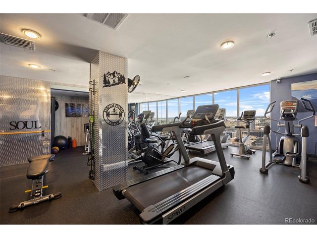 1625 Larimer St 2105, Denver, CO 80202