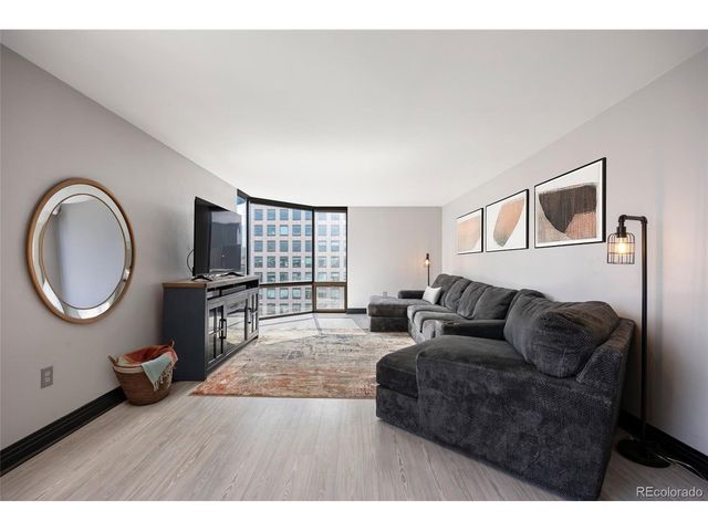 1625 Larimer St 2105, Denver, CO 80202