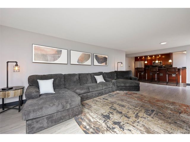 1625 Larimer St 2105, Denver, CO 80202