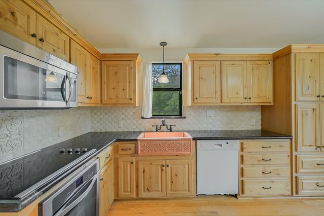 660 Possum Tree, Fischer, TX 78623