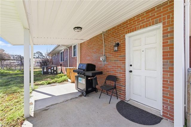 8108 Ridgefield DR, Norfolk, VA 23518