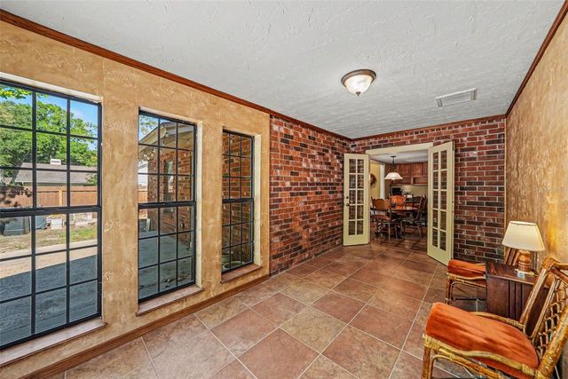 6612 PEACHTREE DRIVE, Tampa, FL 33617