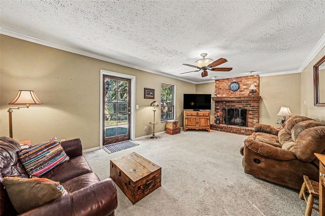 6612 PEACHTREE DRIVE, Tampa, FL 33617