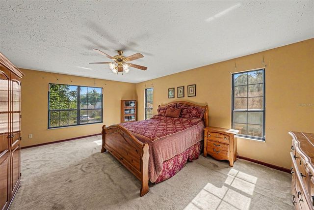 6612 PEACHTREE DRIVE, Tampa, FL 33617