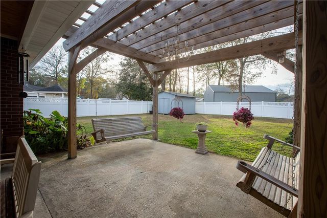 5757 Cordova Avenue, Satsuma, AL 36572